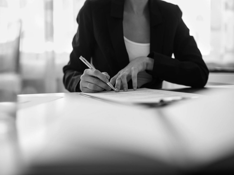 VKL Abogados Inmobiliarios · Redacción de Contratos de Compra-Venta de Inmuebles